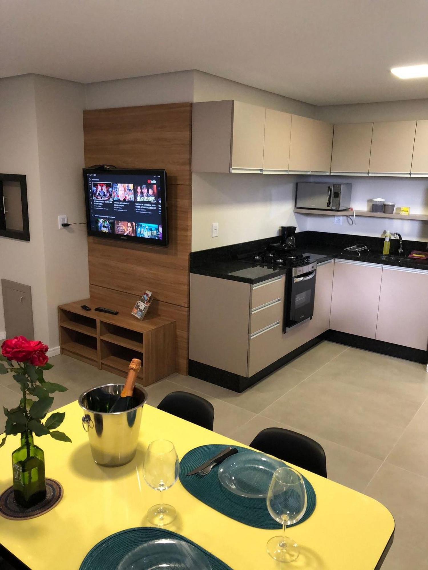 Dallas Apartamentos Na Via Gastronomica-Estacionamento-Amplos E Equipados-Wifi Bento Gonçalves エクステリア 写真